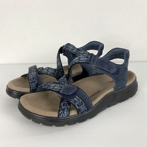Taos Zen Outdoor Sandal Blue Nubuck Rugged Walking Support Comfort Women Size 8